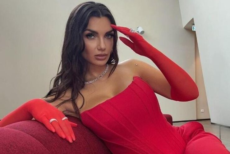 Elettra Lamborghini vestito