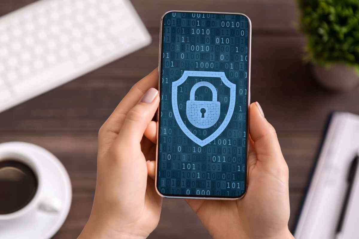 Gli hacker spietati | Attaccano anche via sms e con le telefonate