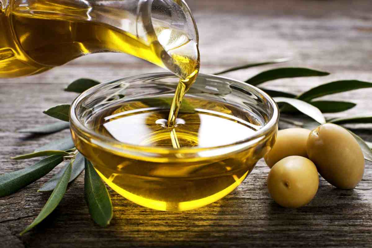 La truffa dell’olio d’oliva fatta ad arte | Ecco cosa è stato scoperto